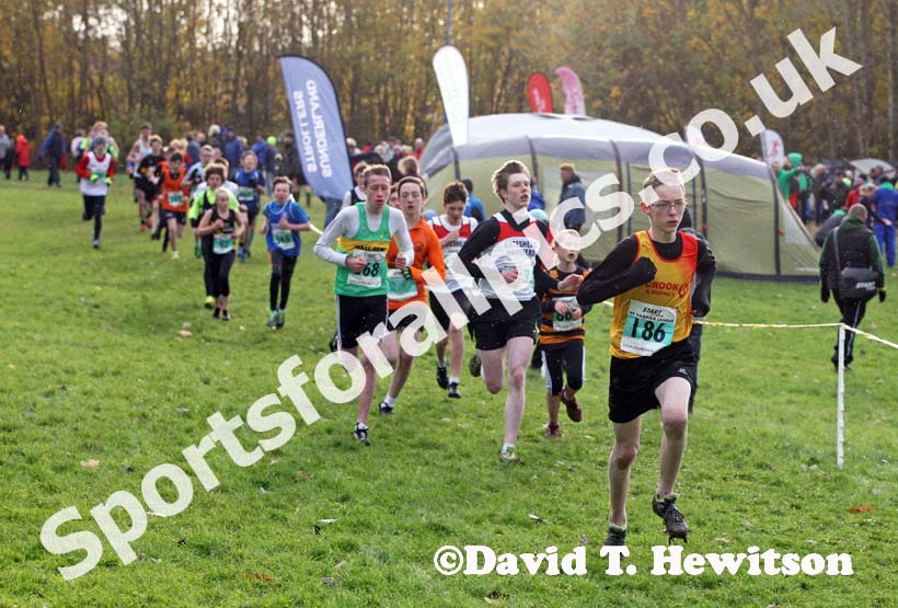 Start of the under-15 boys NEHL, Jarrow. David T. Hewitson/Sports for All Pics
